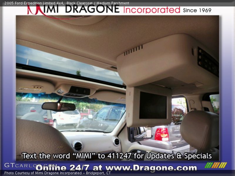 Black Clearcoat / Medium Parchment 2005 Ford Expedition Limited 4x4