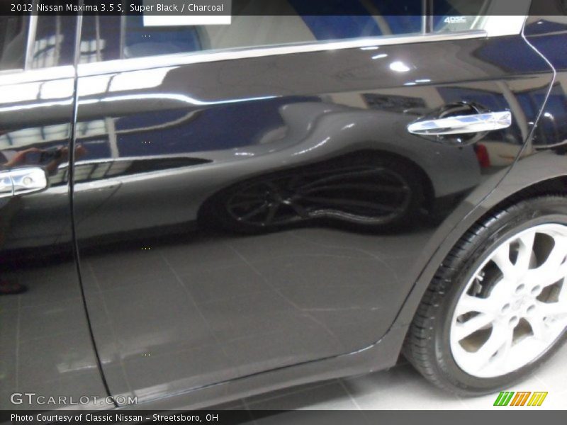 Super Black / Charcoal 2012 Nissan Maxima 3.5 S