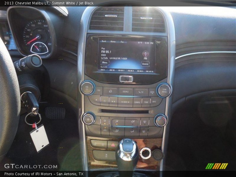 Summit White / Jet Black 2013 Chevrolet Malibu LT
