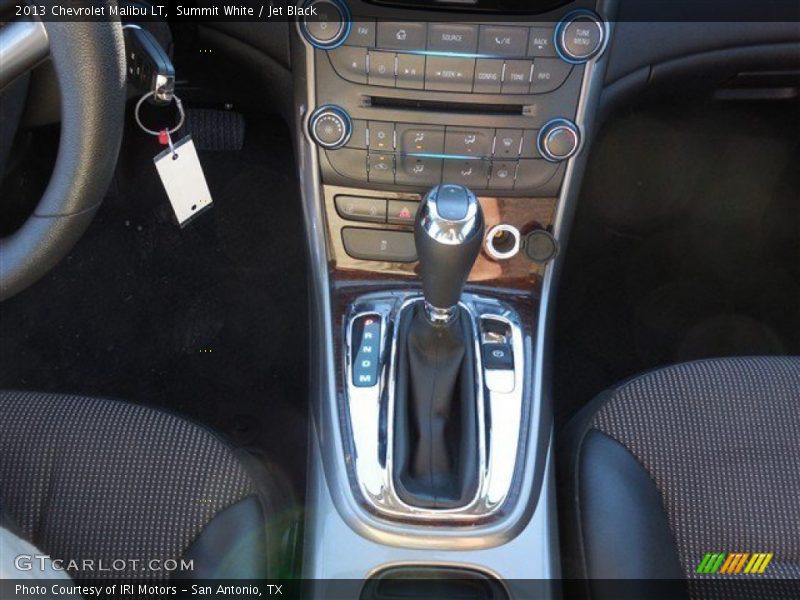 Summit White / Jet Black 2013 Chevrolet Malibu LT
