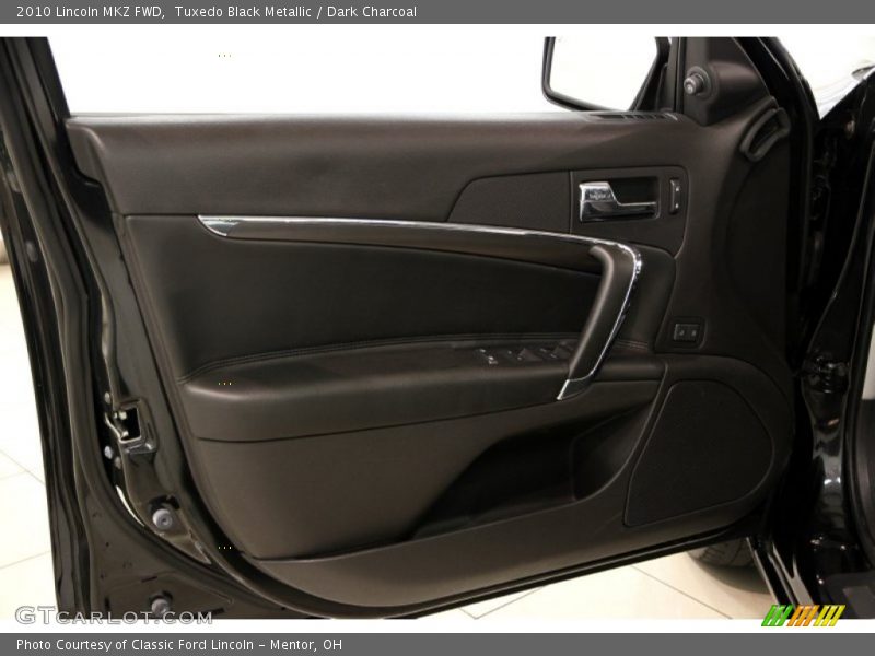 Tuxedo Black Metallic / Dark Charcoal 2010 Lincoln MKZ FWD