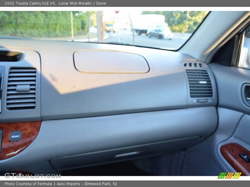 Lunar Mist Metallic / Stone 2002 Toyota Camry XLE V6