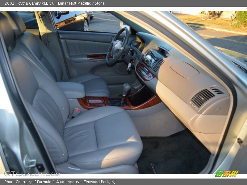 Lunar Mist Metallic / Stone 2002 Toyota Camry XLE V6