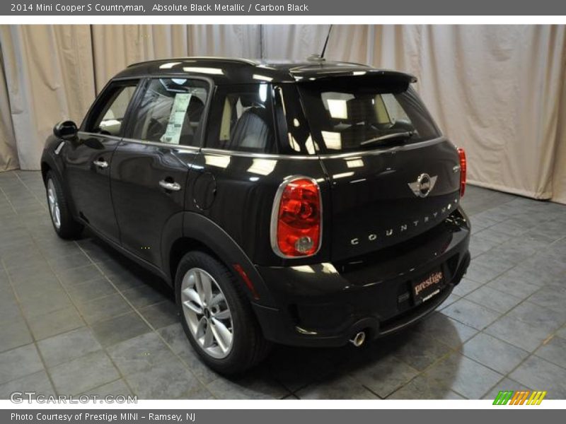 Absolute Black Metallic / Carbon Black 2014 Mini Cooper S Countryman