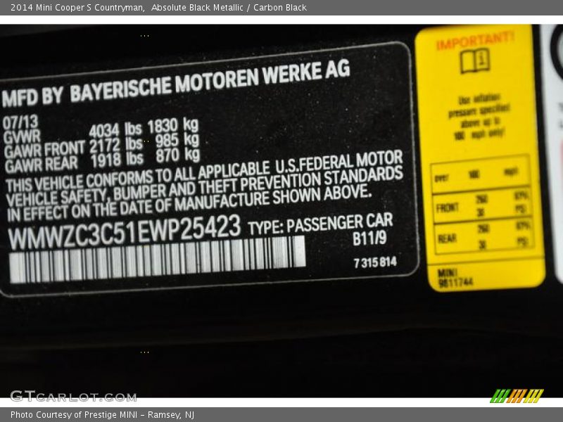 Absolute Black Metallic / Carbon Black 2014 Mini Cooper S Countryman