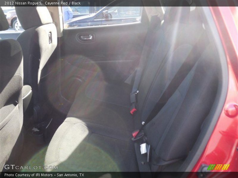 Cayenne Red / Black 2012 Nissan Rogue S