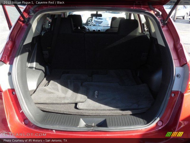 Cayenne Red / Black 2012 Nissan Rogue S