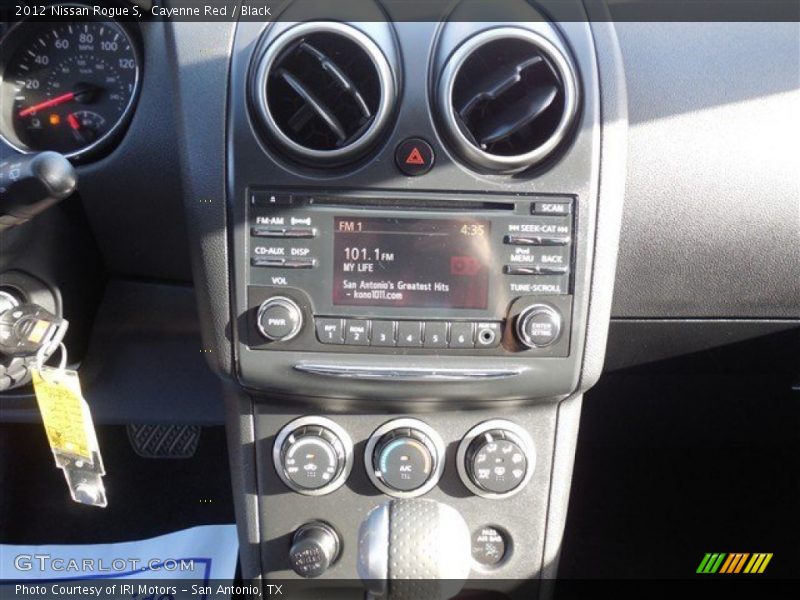 Cayenne Red / Black 2012 Nissan Rogue S