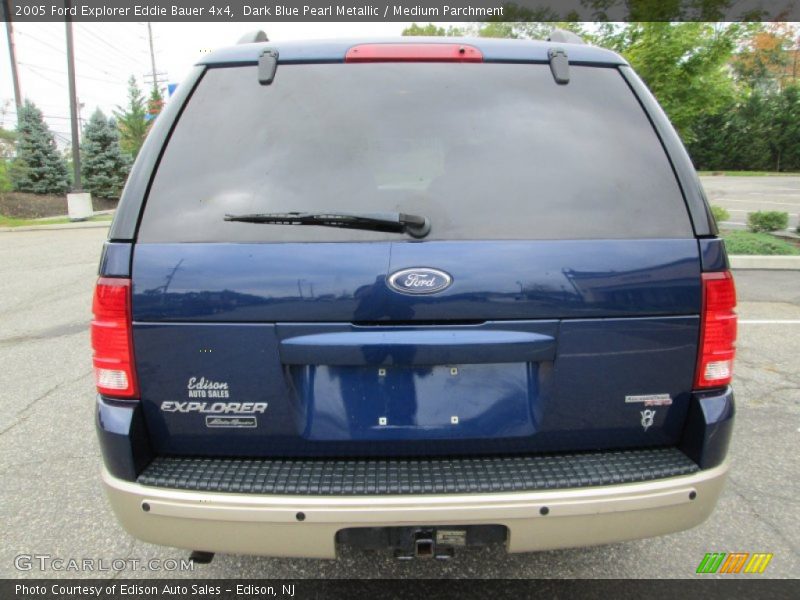 Dark Blue Pearl Metallic / Medium Parchment 2005 Ford Explorer Eddie Bauer 4x4