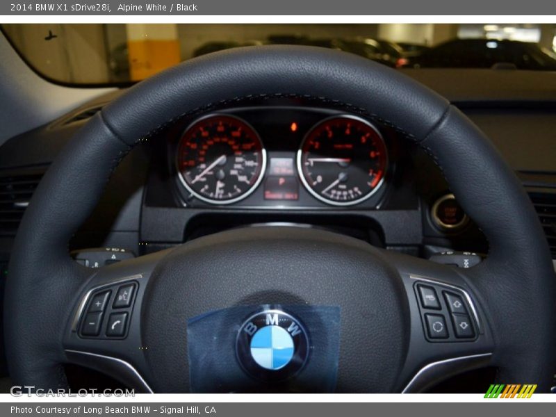 Alpine White / Black 2014 BMW X1 sDrive28i