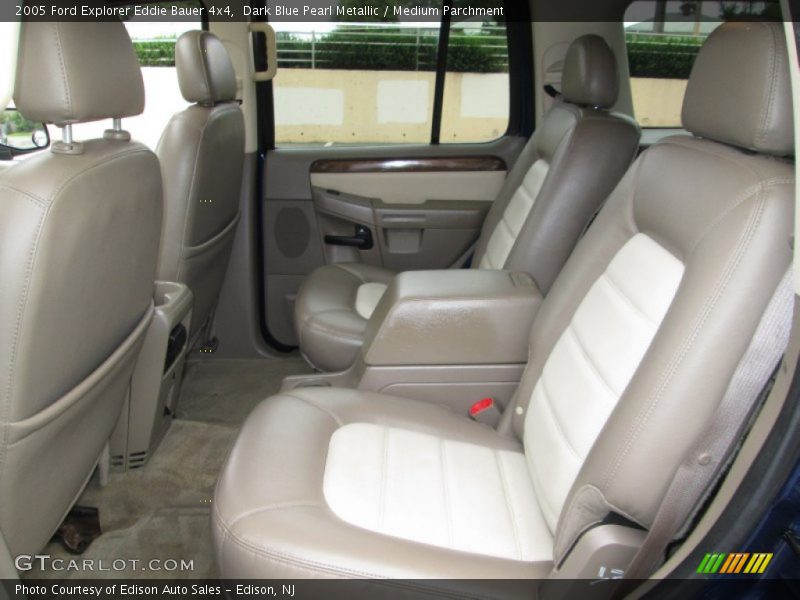 Dark Blue Pearl Metallic / Medium Parchment 2005 Ford Explorer Eddie Bauer 4x4