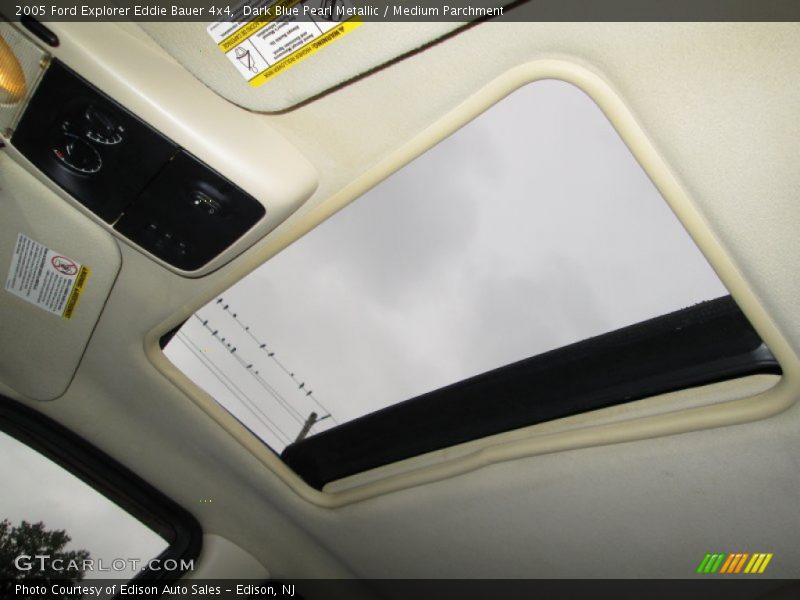Dark Blue Pearl Metallic / Medium Parchment 2005 Ford Explorer Eddie Bauer 4x4