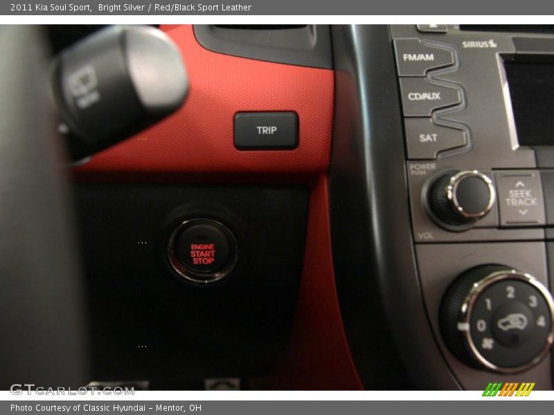 Bright Silver / Red/Black Sport Leather 2011 Kia Soul Sport