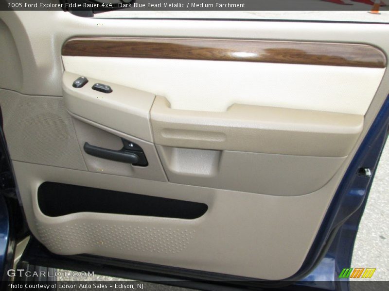Dark Blue Pearl Metallic / Medium Parchment 2005 Ford Explorer Eddie Bauer 4x4