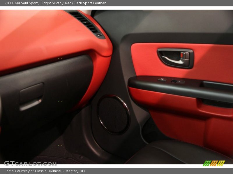 Bright Silver / Red/Black Sport Leather 2011 Kia Soul Sport