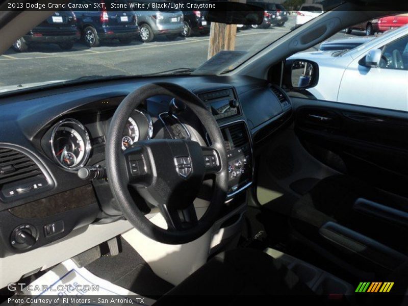 Stone White / Black/Light Graystone 2013 Dodge Grand Caravan SXT