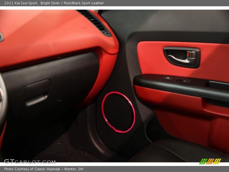 Bright Silver / Red/Black Sport Leather 2011 Kia Soul Sport