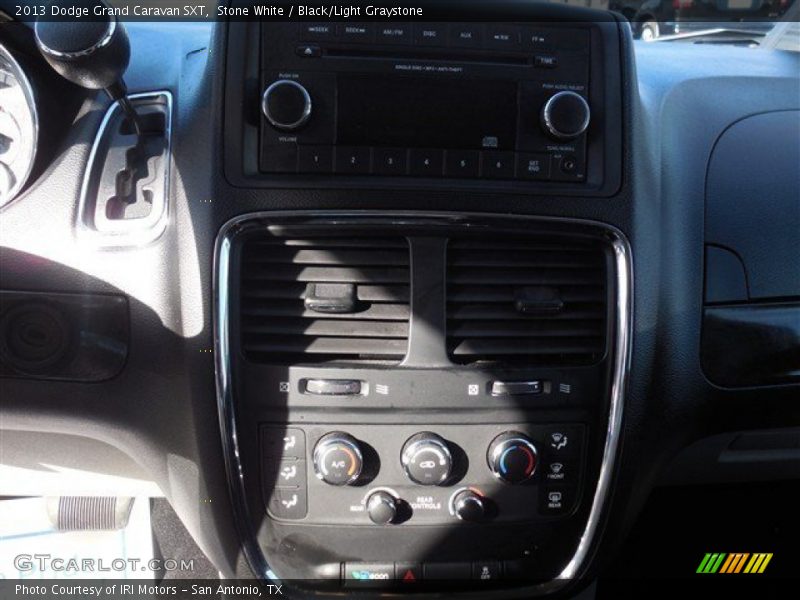 Stone White / Black/Light Graystone 2013 Dodge Grand Caravan SXT