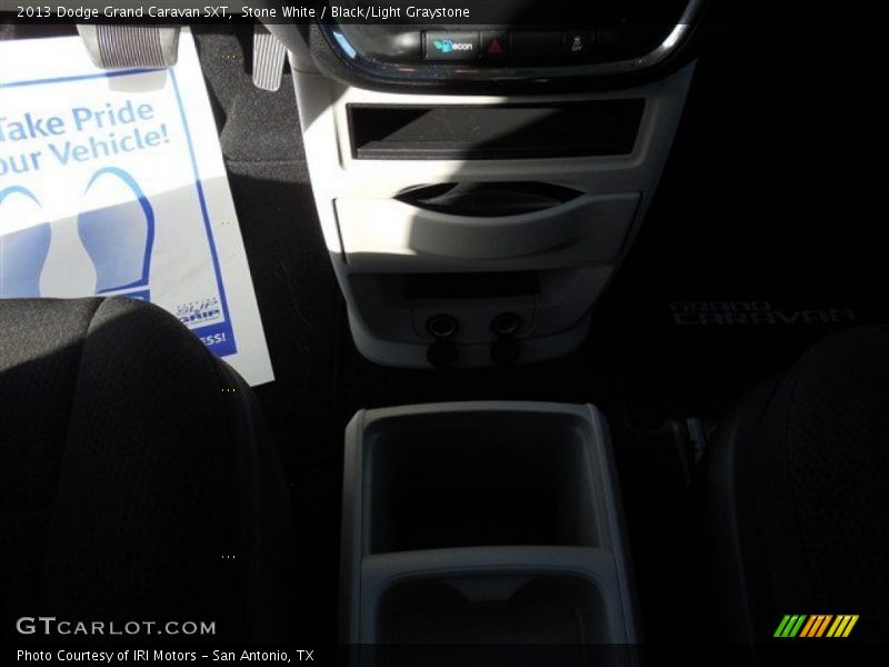 Stone White / Black/Light Graystone 2013 Dodge Grand Caravan SXT