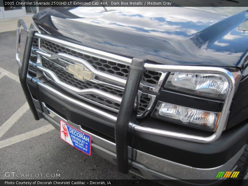 Dark Blue Metallic / Medium Gray 2005 Chevrolet Silverado 2500HD LT Extended Cab 4x4