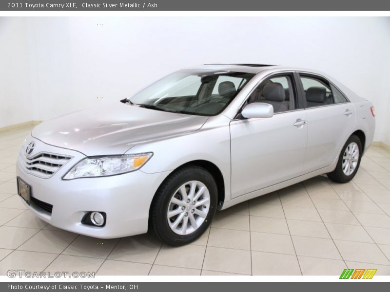 Classic Silver Metallic / Ash 2011 Toyota Camry XLE