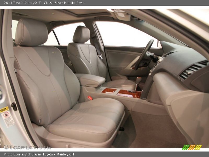 Classic Silver Metallic / Ash 2011 Toyota Camry XLE