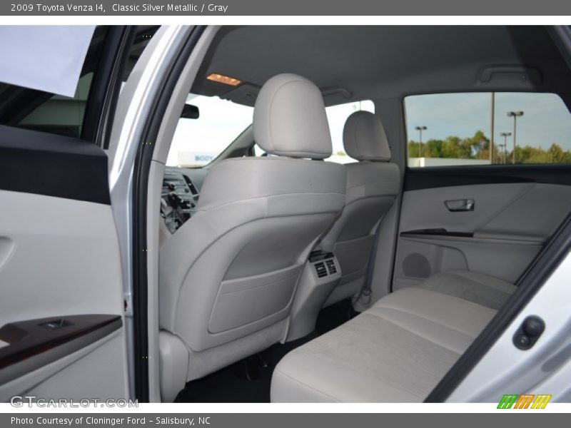 Classic Silver Metallic / Gray 2009 Toyota Venza I4