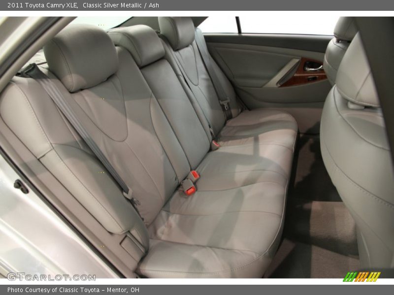 Classic Silver Metallic / Ash 2011 Toyota Camry XLE