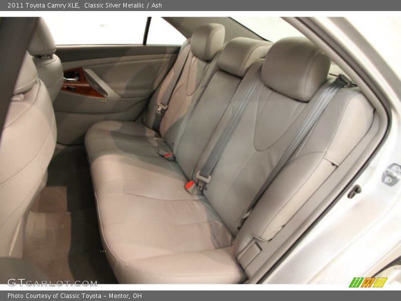 Classic Silver Metallic / Ash 2011 Toyota Camry XLE