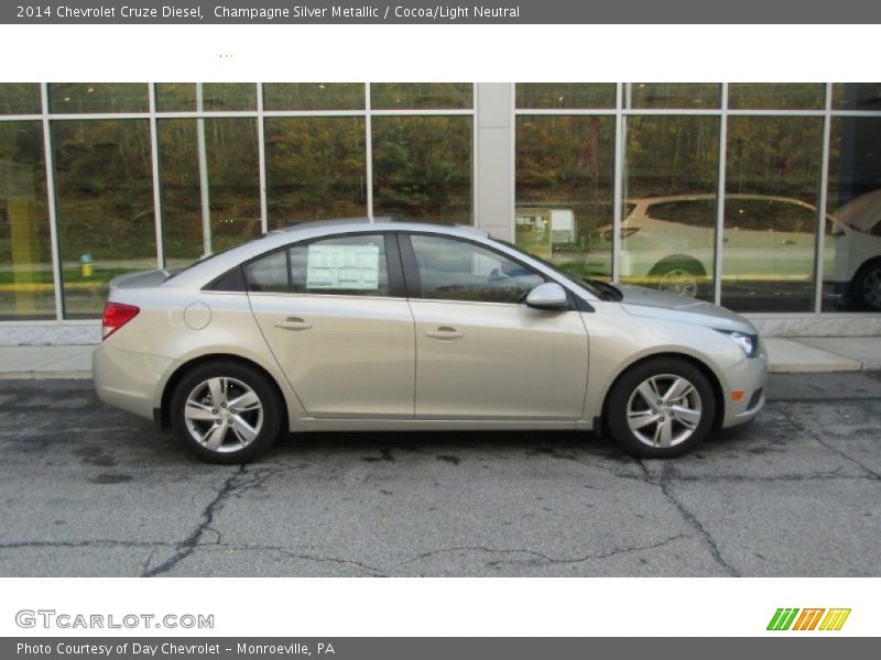 Champagne Silver Metallic / Cocoa/Light Neutral 2014 Chevrolet Cruze Diesel