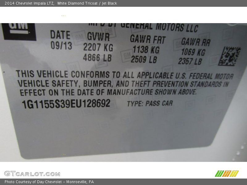 White Diamond Tricoat / Jet Black 2014 Chevrolet Impala LTZ