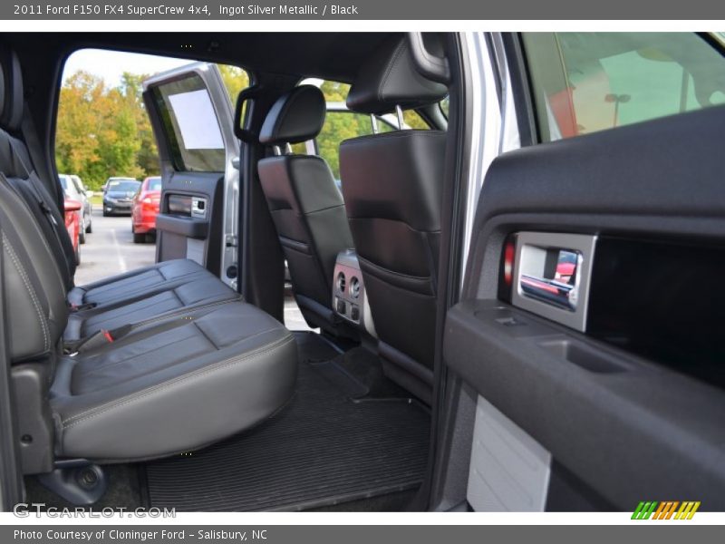 Ingot Silver Metallic / Black 2011 Ford F150 FX4 SuperCrew 4x4