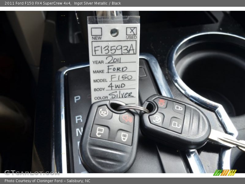 Ingot Silver Metallic / Black 2011 Ford F150 FX4 SuperCrew 4x4