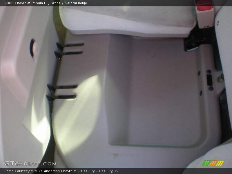 White / Neutral Beige 2006 Chevrolet Impala LT