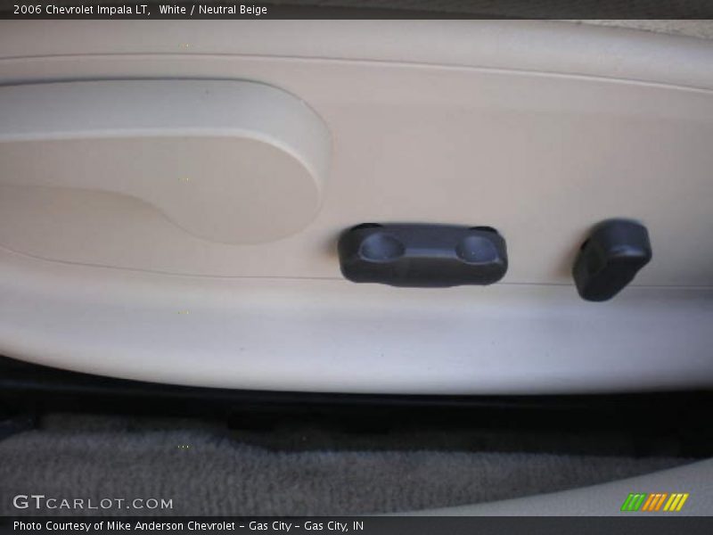 White / Neutral Beige 2006 Chevrolet Impala LT