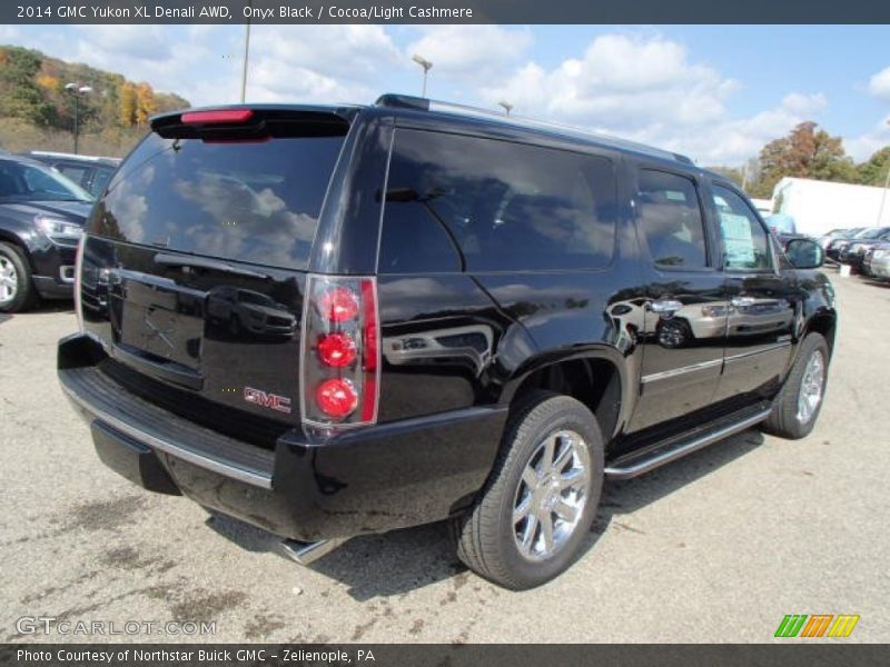 Onyx Black / Cocoa/Light Cashmere 2014 GMC Yukon XL Denali AWD