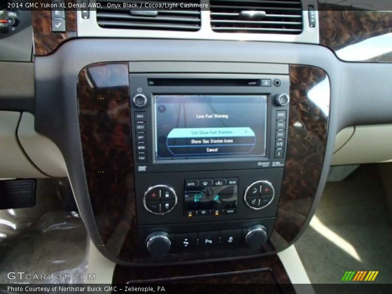 Onyx Black / Cocoa/Light Cashmere 2014 GMC Yukon XL Denali AWD