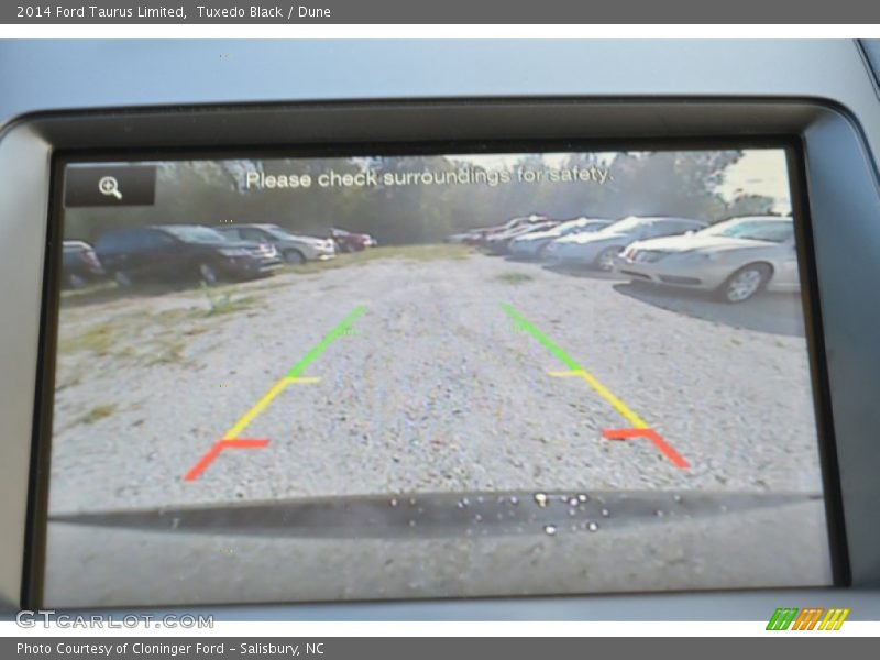 Tuxedo Black / Dune 2014 Ford Taurus Limited