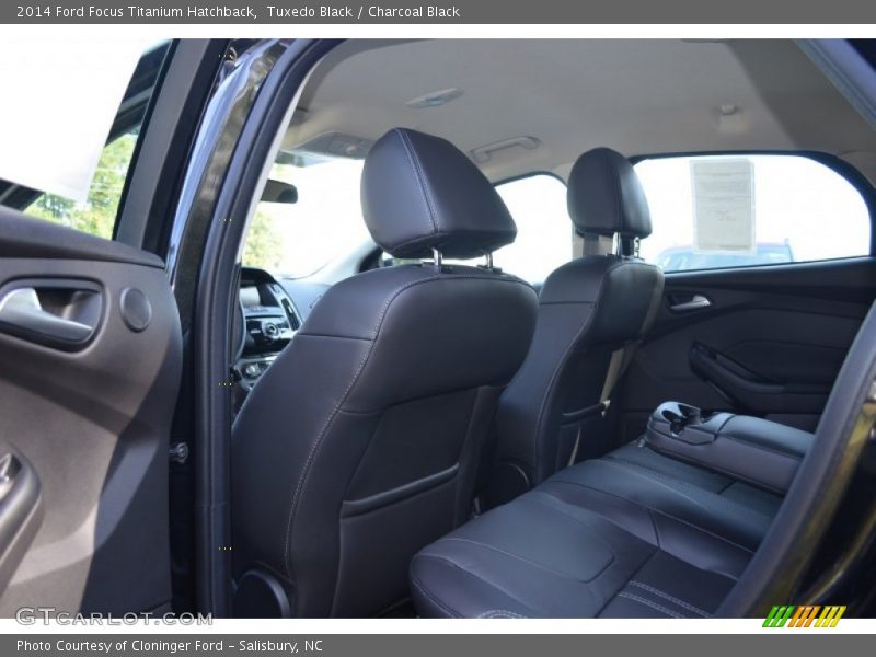 Tuxedo Black / Charcoal Black 2014 Ford Focus Titanium Hatchback