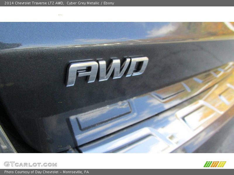 Cyber Grey Metallic / Ebony 2014 Chevrolet Traverse LTZ AWD