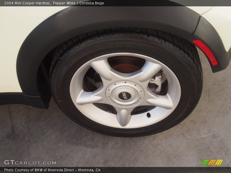 Pepper White / Cordoba Beige 2004 Mini Cooper Hardtop