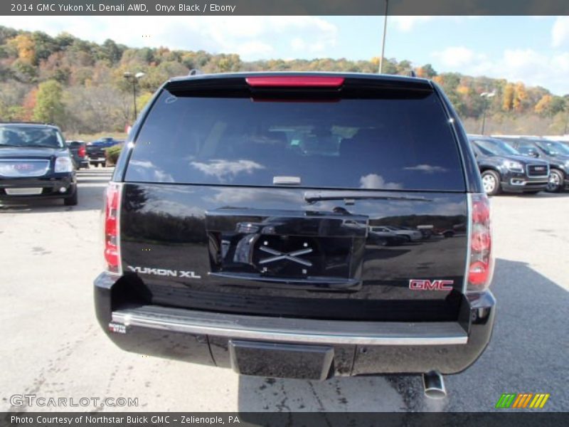 Onyx Black / Ebony 2014 GMC Yukon XL Denali AWD