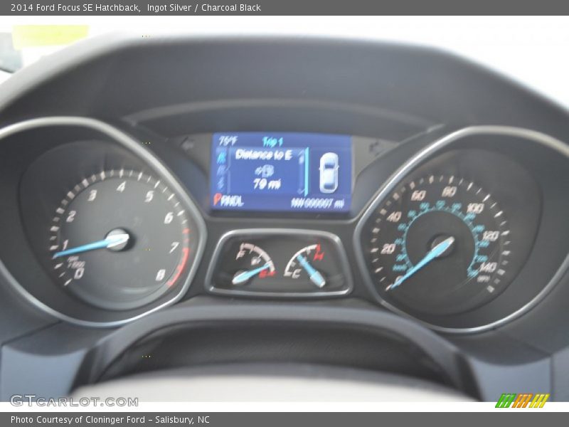 Ingot Silver / Charcoal Black 2014 Ford Focus SE Hatchback