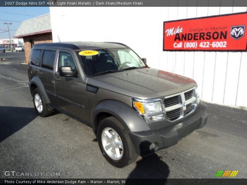Light Khaki Metallic / Dark Khaki/Medium Khaki 2007 Dodge Nitro SXT 4x4
