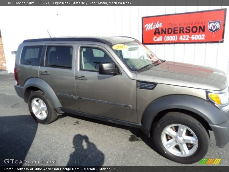Light Khaki Metallic / Dark Khaki/Medium Khaki 2007 Dodge Nitro SXT 4x4