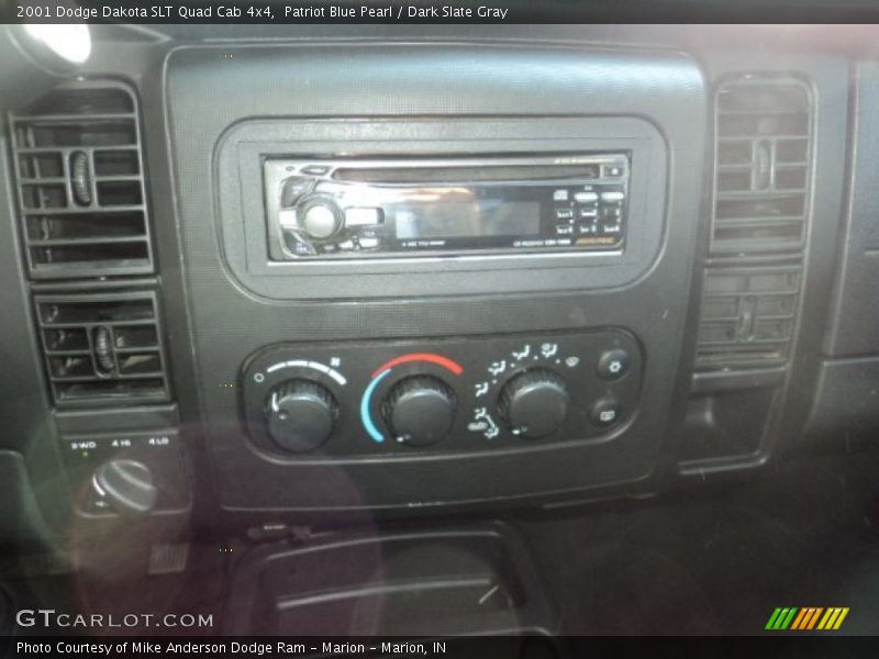 Patriot Blue Pearl / Dark Slate Gray 2001 Dodge Dakota SLT Quad Cab 4x4
