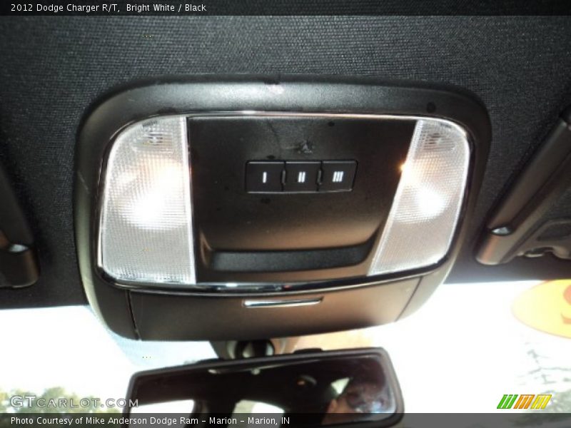 Bright White / Black 2012 Dodge Charger R/T