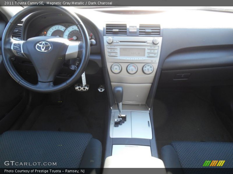 Magnetic Gray Metallic / Dark Charcoal 2011 Toyota Camry SE