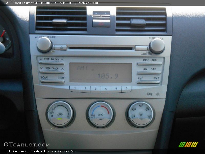 Magnetic Gray Metallic / Dark Charcoal 2011 Toyota Camry SE