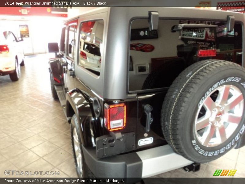 Black / Black 2014 Jeep Wrangler Unlimited Sahara 4x4